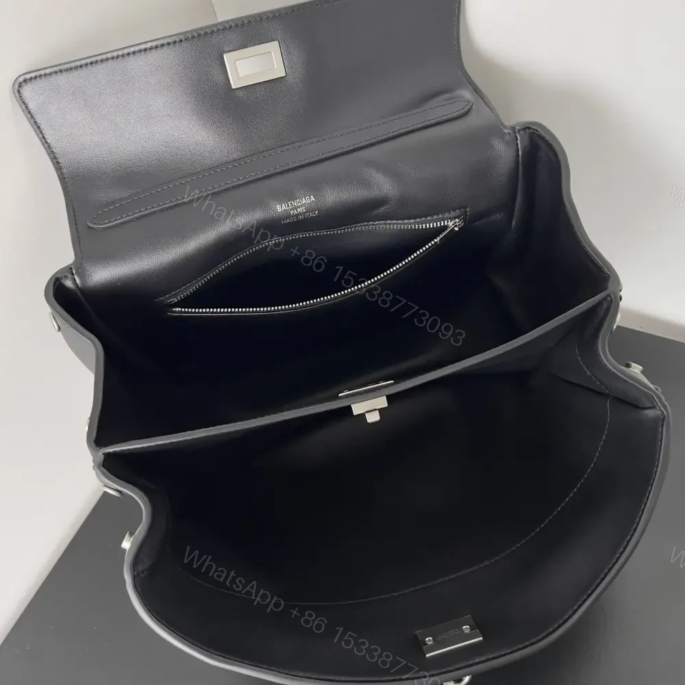 View 9 of 高仿BalenciagaRodeo系列手提單肩包黑銀XS