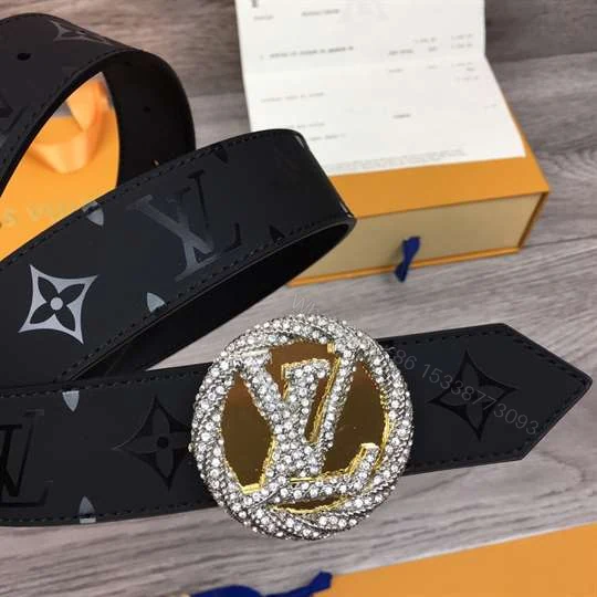 View 6 of LOUIS VUITTON LV CIRCLE PLATE 35MM REVERSIBLE BELT – B155