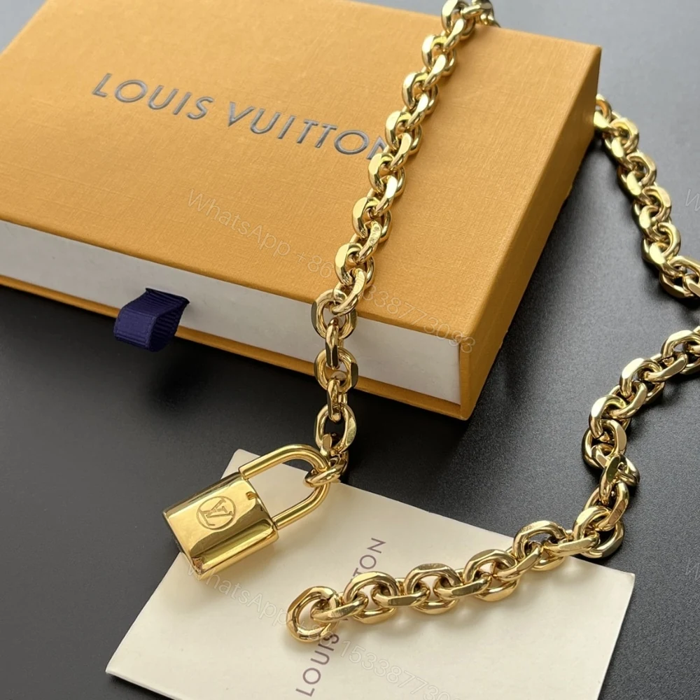 View 3 of Louis Vuitton LV Edge Necklace Cadenas MP2993