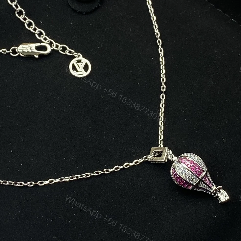View 4 of EN – Lux LV Necklaces 035