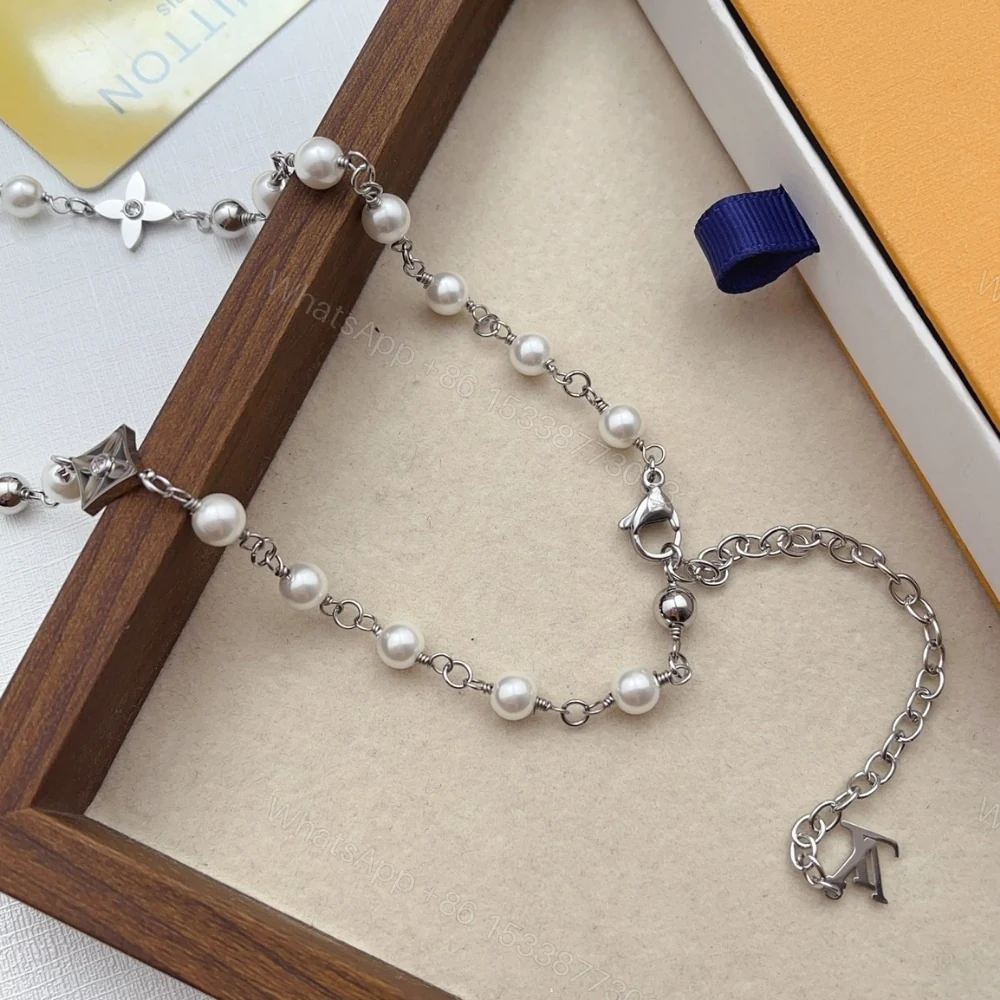 View 5 of LOUIS VUITTON LV PEARLS NECKLACE SILVER M02448