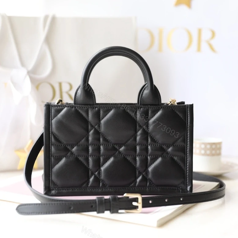 View 2 of 高仿Dior*BookTote系列S5573O牛皮革黑色單肩包免檢版