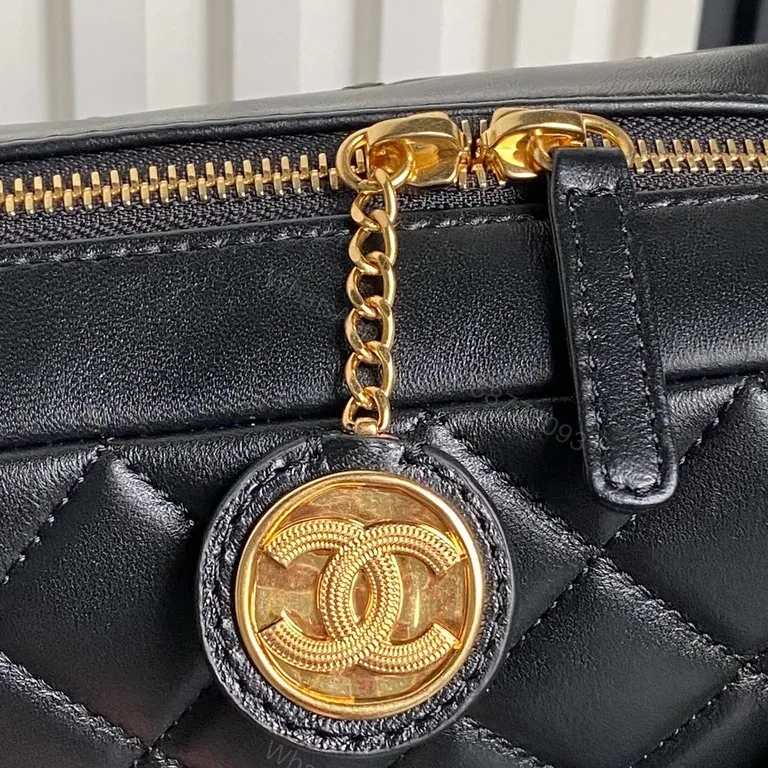 View 6 of Chic Quilted Leather Bag â€” Everyday Luxury, Gold Chain