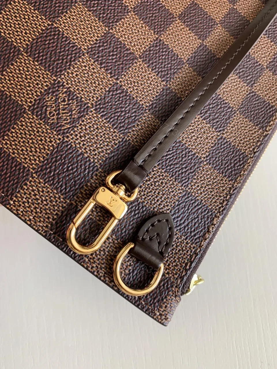 View 4 of Louis Vuitton LV Neverfull Like Auth Handbags Brown Pattern 32x29x17cm