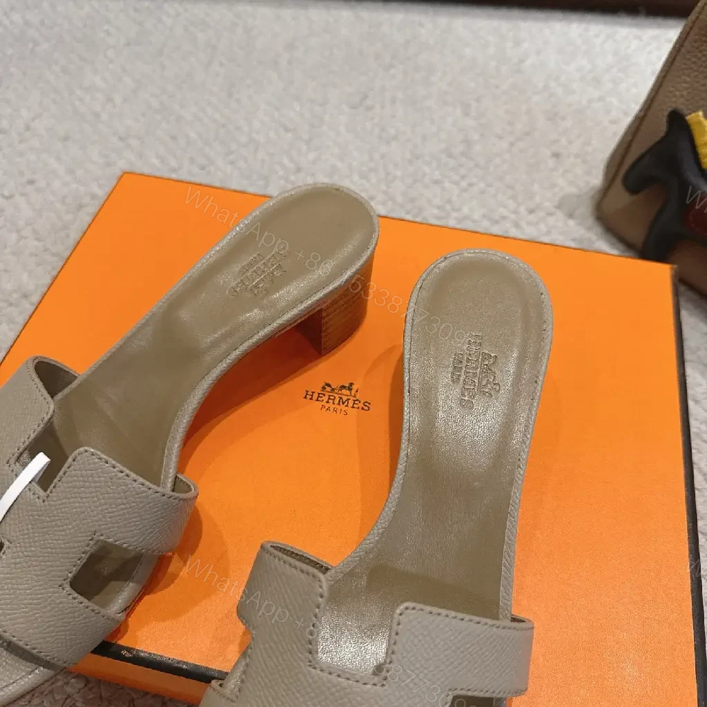 View 4 of Grey Leather Hermès-Style Sandals, H-Logo, Open-Toe Slides