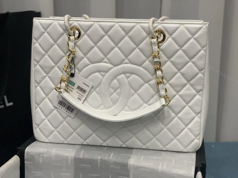 View 2 of Chanel Bolsa Grand Tote Bag White 33Cm