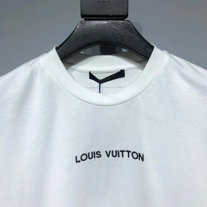 View 3 of LOUIS VUITTON T-SHIRT – LV33