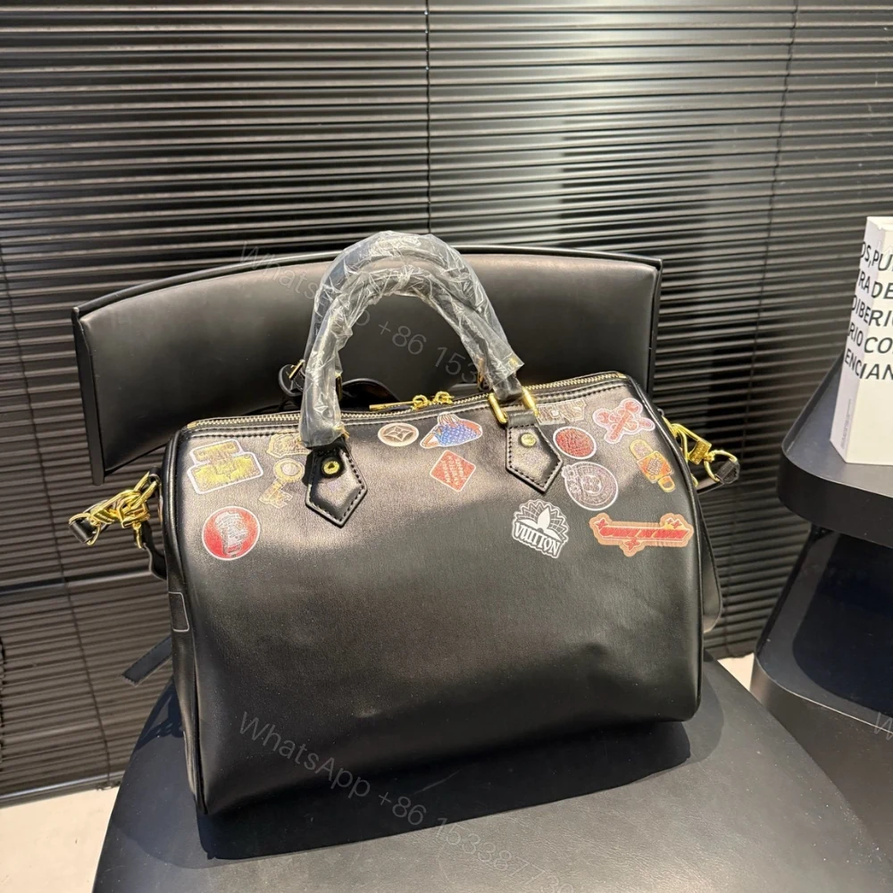View 7 of Louis Vuitton Speedy Soft 30 Pillow Bag Black 30Cm M26079
