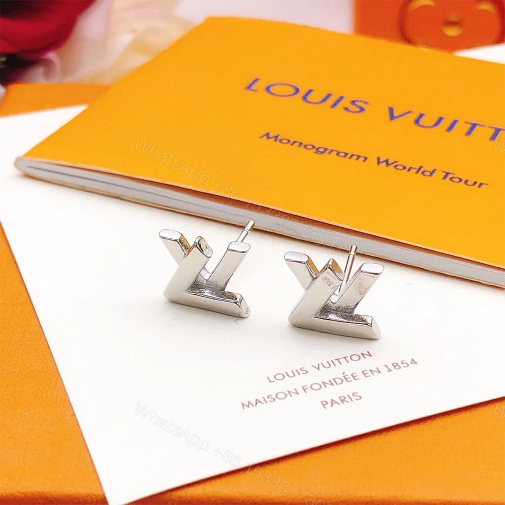 View 6 of LV GO-14 EARRINGS