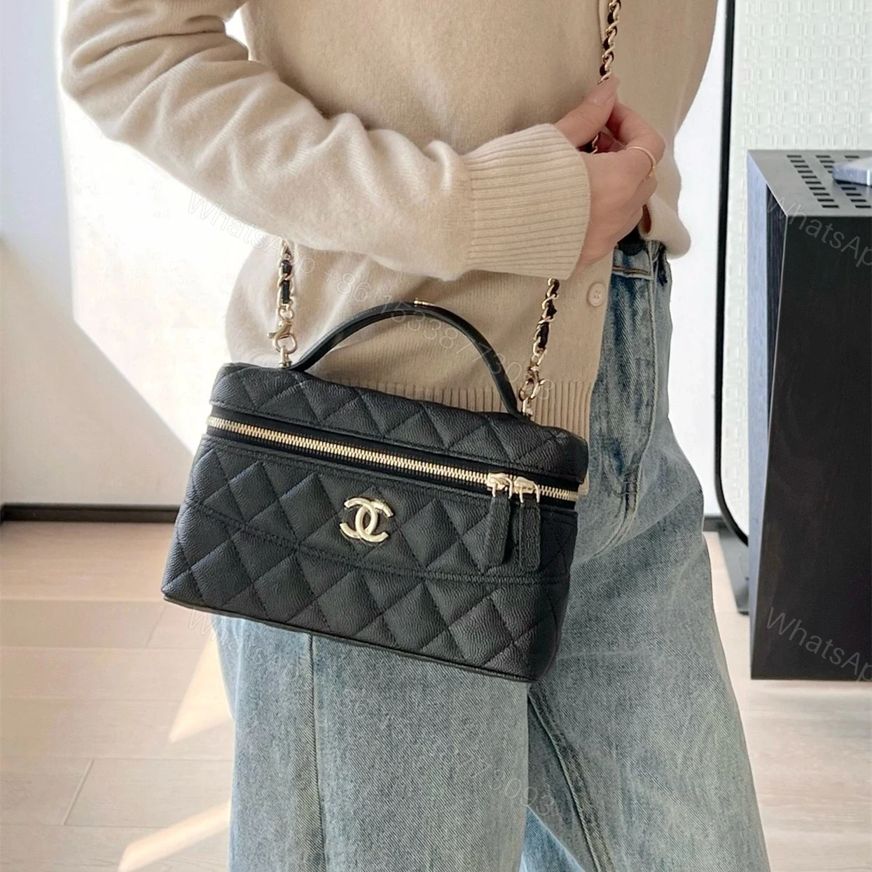View 11 of 高仿Chanel*25C系列AP4385新款盒子包小球紋牛皮免檢版