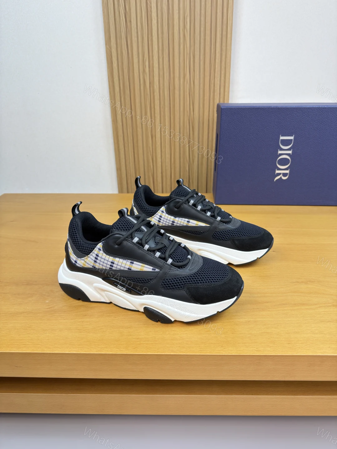 Dior 高仿黑灰運動鞋 男女款都會百搭風格舒適鞋款 — view 1