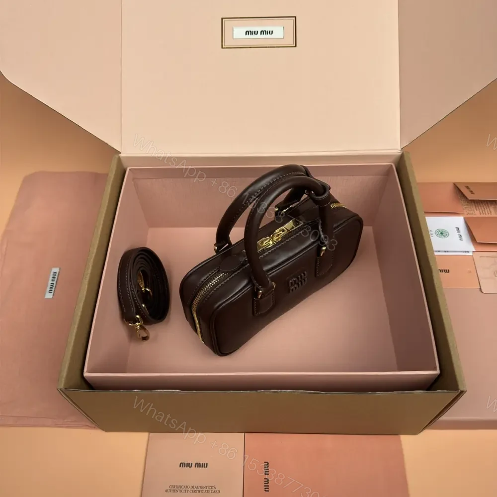 View 4 of 高仿miumiu*Arcadie系列5BP088小牛皮手袋石楠木色Mini免檢版