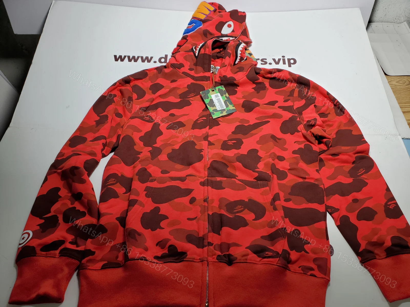 BAPE Color Camo Shark Zip Hoodie Red 4580793322511 — view 2
