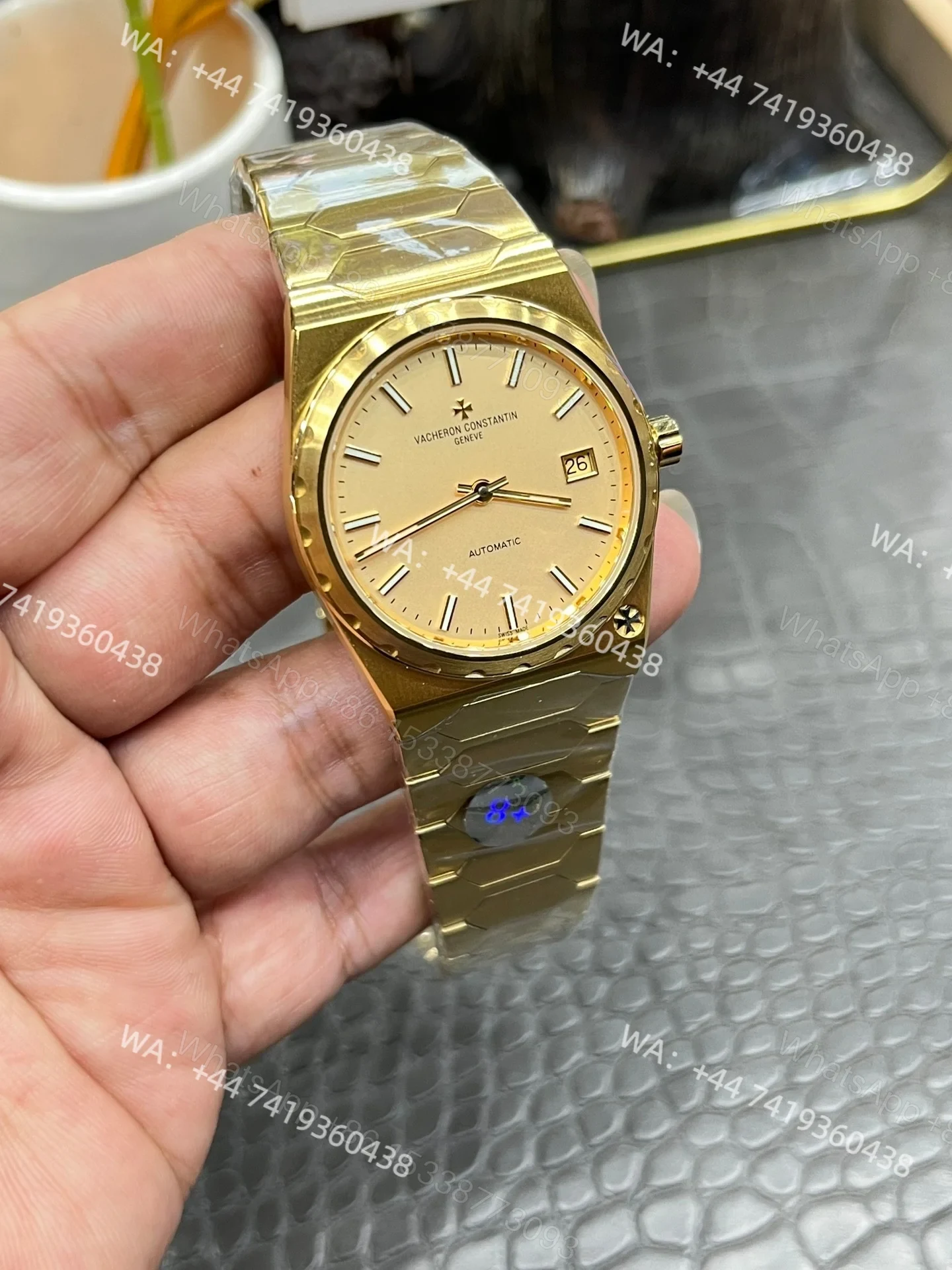 View 4 of Super Clone Vacheron Constantin Historiques 222 4200H/222J-B935 – Gold Dial