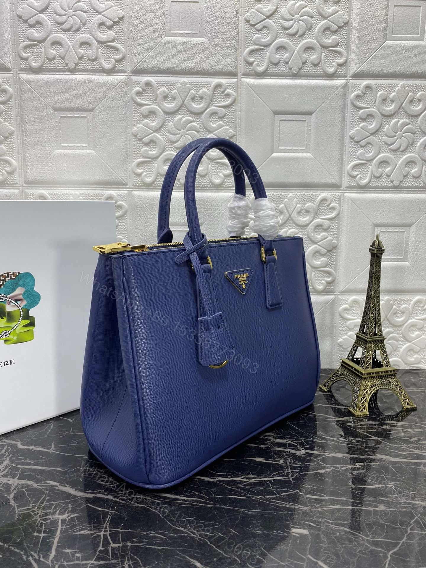 View 2 of PRA GALLERIA 32 BAG IN NAVY BLUE SAFFIANO LEATHER