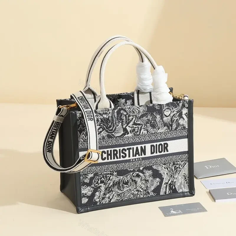 Glam Textured Tote: Dior-Inspired Luxury, Everyday Signature Bag — view 1