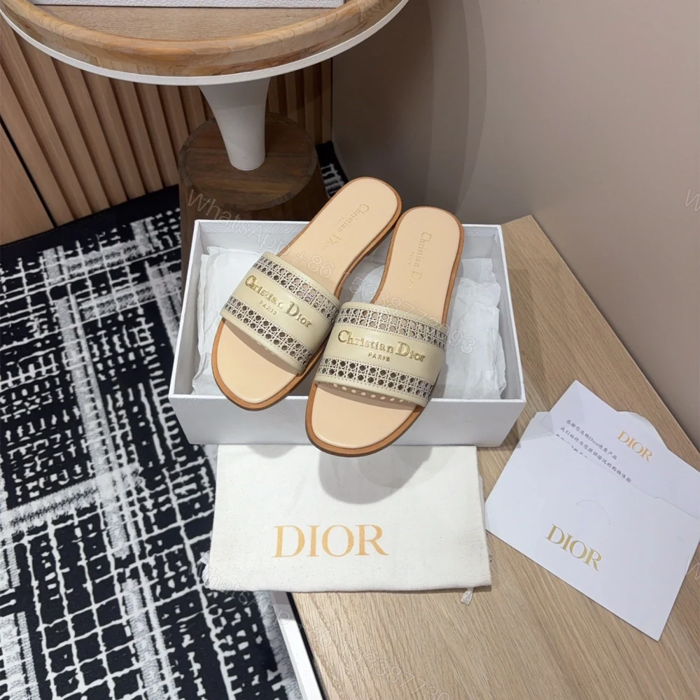 View 9 of 高仿Dior*D-Lane系列KCO156圓頭套腳一字拖鞋米色免檢版