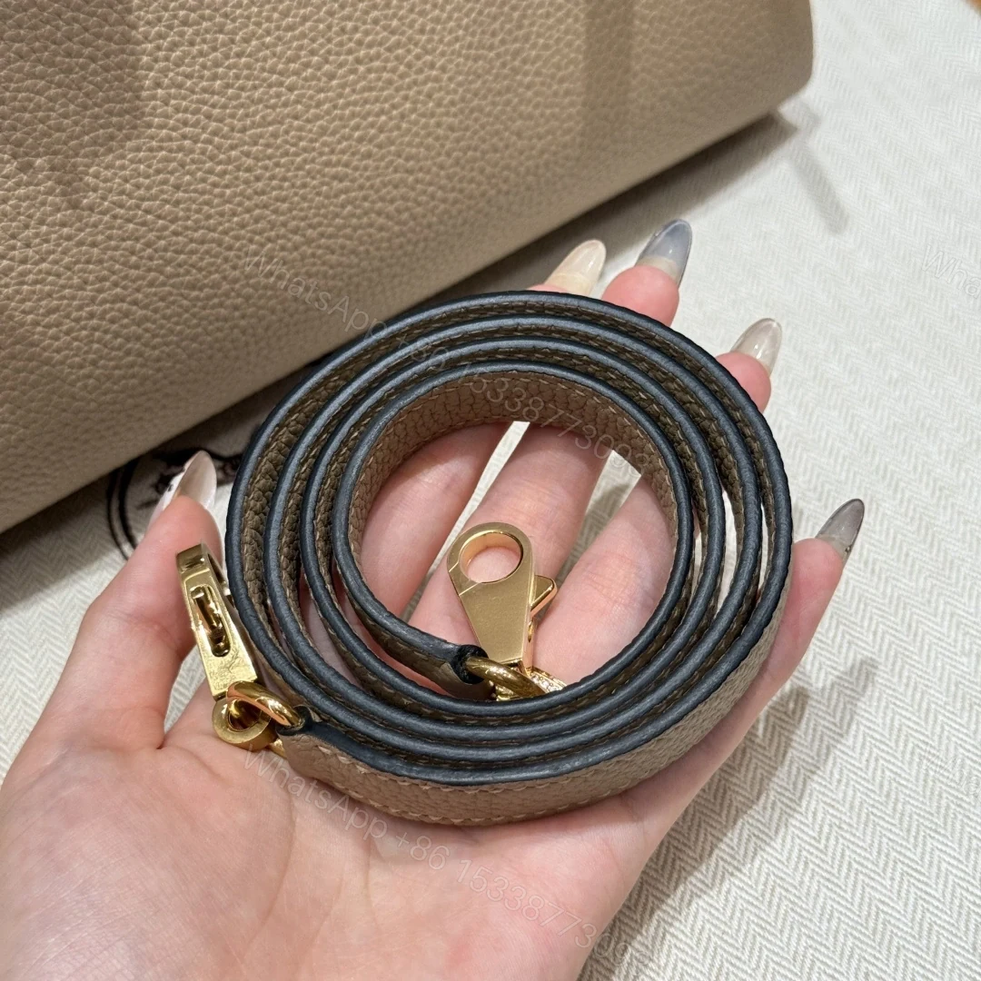 View 19 of 高仿Hermes*Kelly28系列H043230TCS2風衣灰金扣牛皮純手工