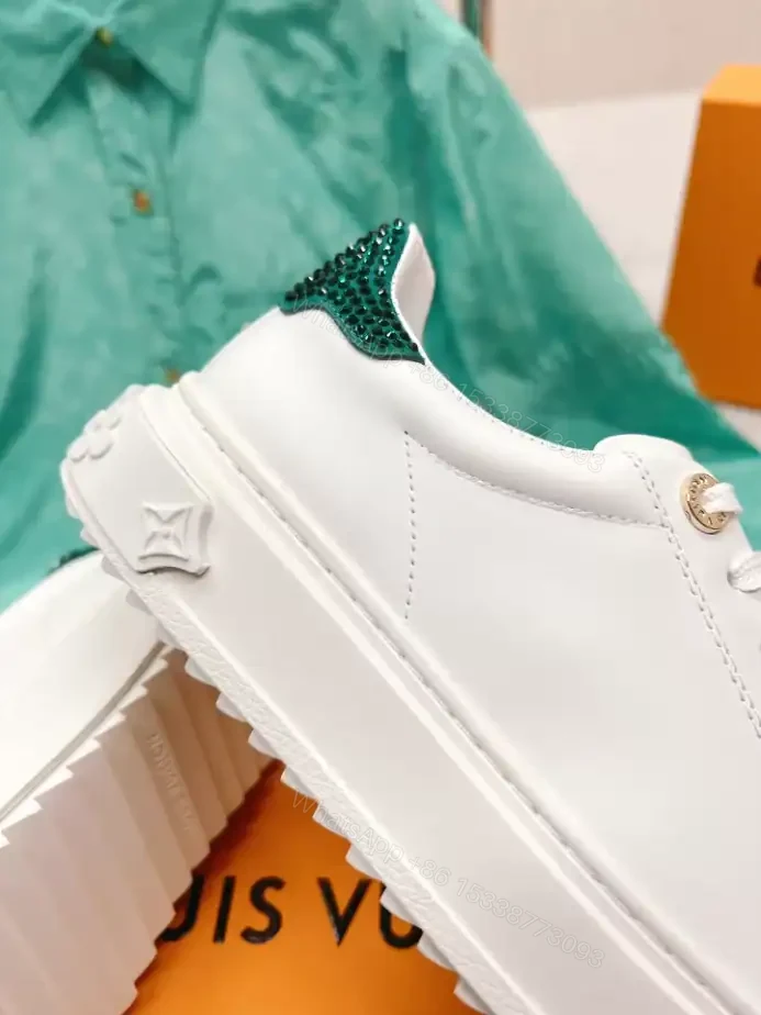 View 4 of LV TIME OUT SNEAKER – LSVM037
