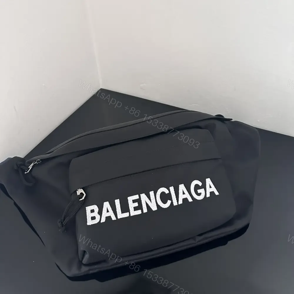 View 6 of 高仿BalenciagaWheelBeltpack系列尼龍胸包黑白色