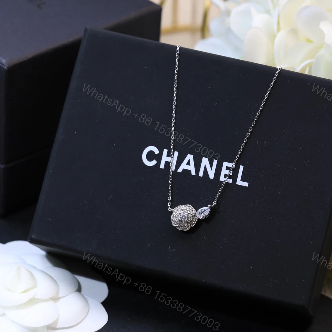 View 3 of EN – Lux Necklace CHL007