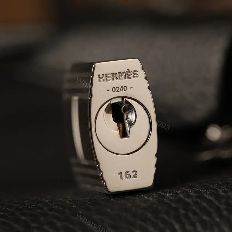 View 19 of 高仿Hermes*Birkin30黑色銀扣免檢版