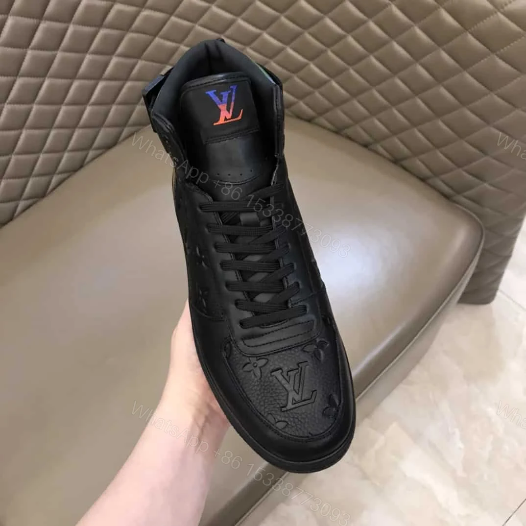 View 4 of LOUIS VUITTON RIVOLI BOOTS – LV135