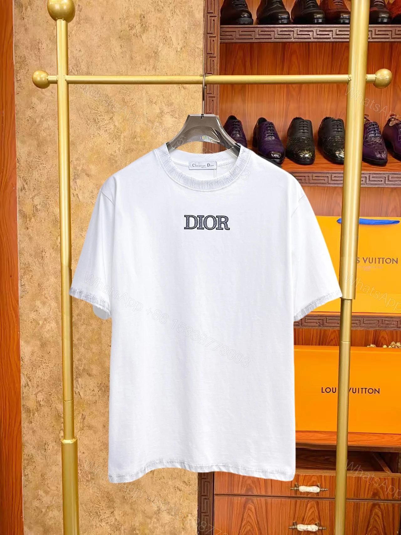 Dior 原單短袖T恤 簡約字母設計經典百搭款 — view 1
