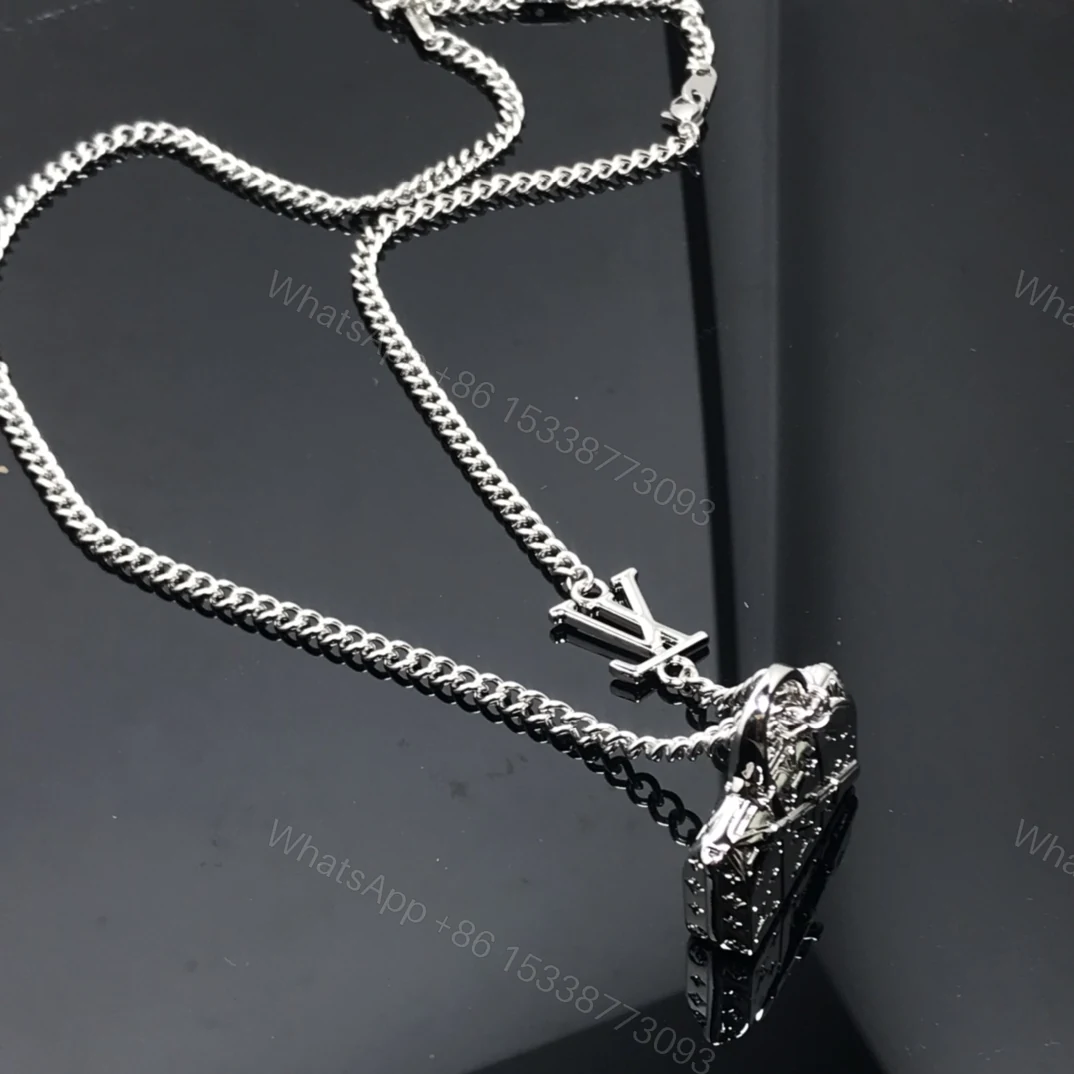 View 6 of EN – Lux LV Necklaces 030