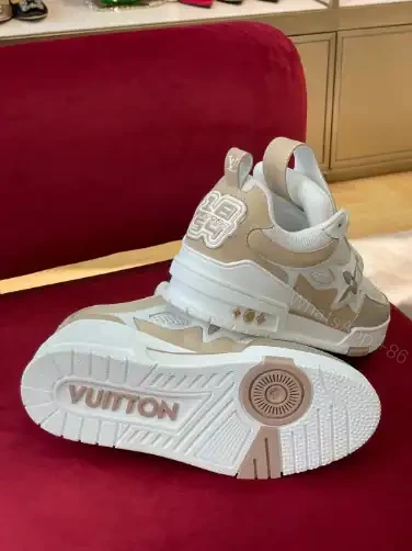 View 9 of LOUIS VUITTON SKATE SNEAKERS IN BEIGE – LSVT392