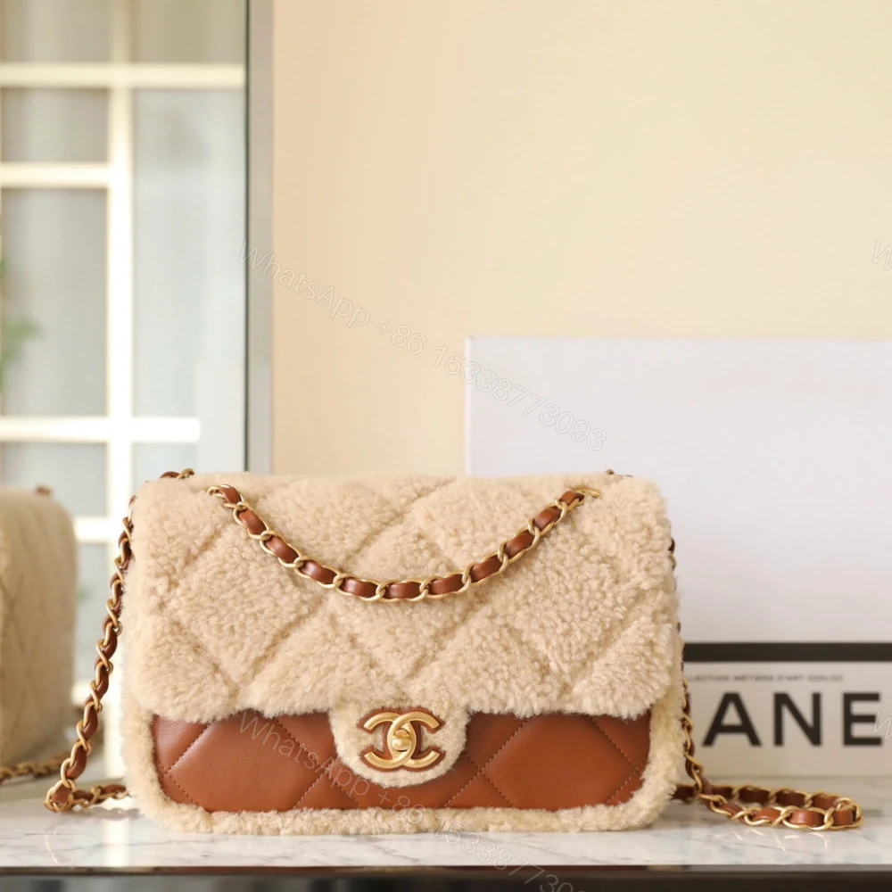 View 3 of 高仿Chanel*24K系列AS5149泰迪熊手袋中號款免檢版