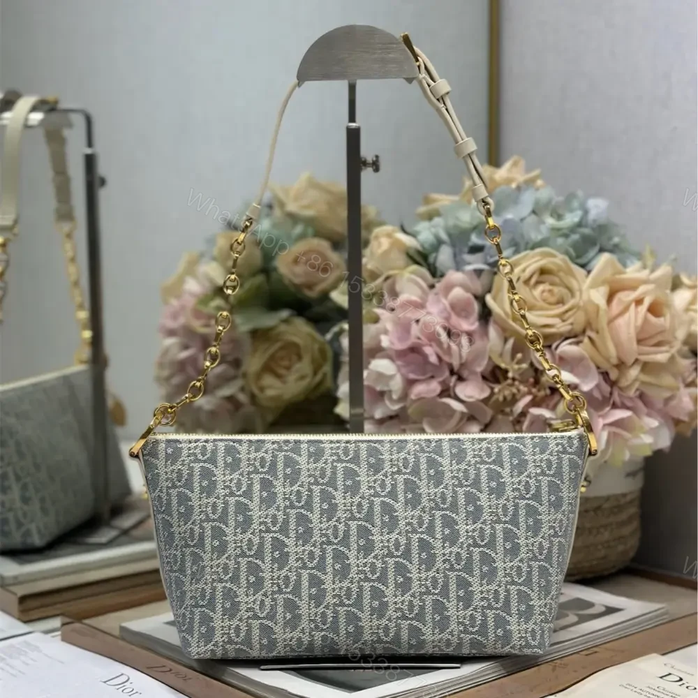 View 2 of 高仿Dior*StarHobo系列S320M925鏈條手袋灰色免檢版