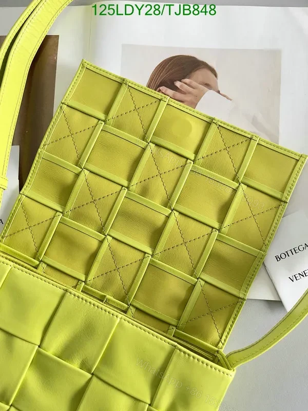 View 105 of Bottega Veneta Premium Nappa Leather Intrecciato Weave Bag with Magnetic Fastening BV9101