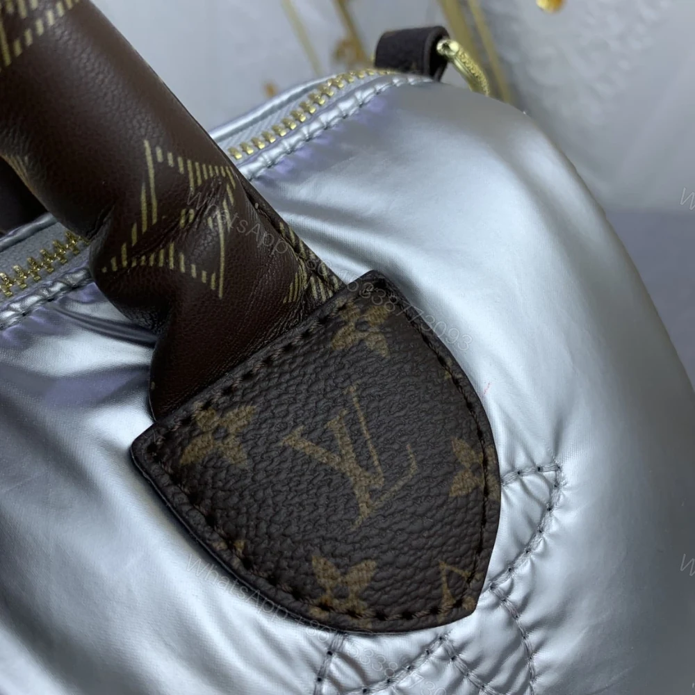 View 6 of Louis Vuitton Speedy Bandoulière 25 Silver 25Cm M20973