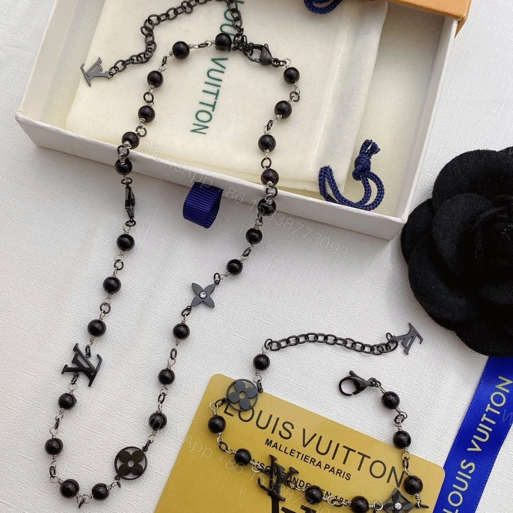 View 8 of LOUIS VUITTON LV PEARLS NECKLACE BLACK M02445