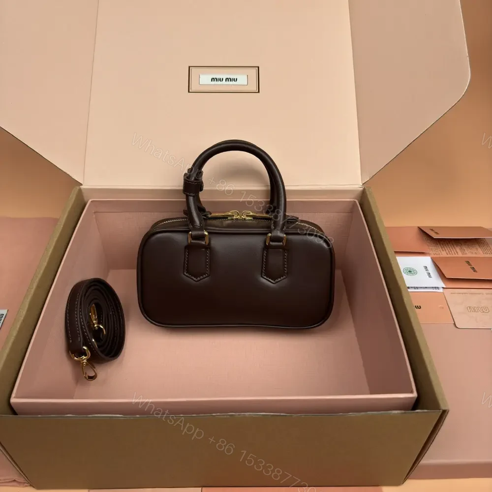 View 2 of 高仿miumiu*Arcadie系列5BP088小牛皮手袋石楠木色Mini免檢版