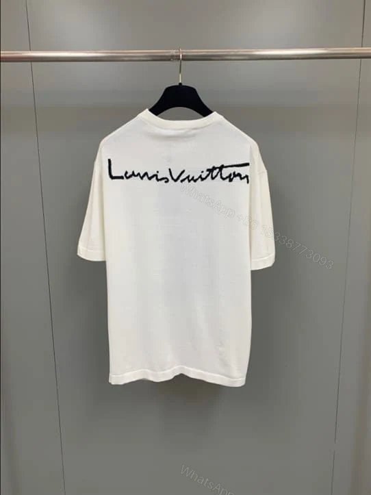 View 2 of LOUIS VUITTON T-SHIRT – LV27