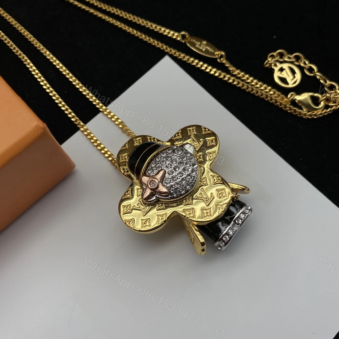 View 2 of EN – Lux LV Necklaces 051