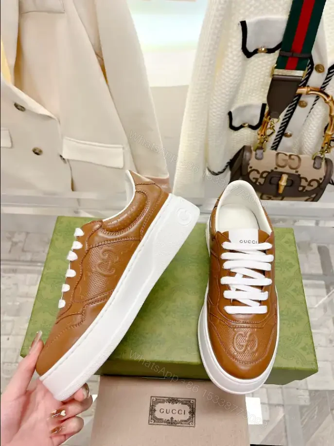 View 3 of GUCCI SCREENER GG SNEAKERS BEIGE AND EBONY ORIGINAL GG CANVAS – GC177