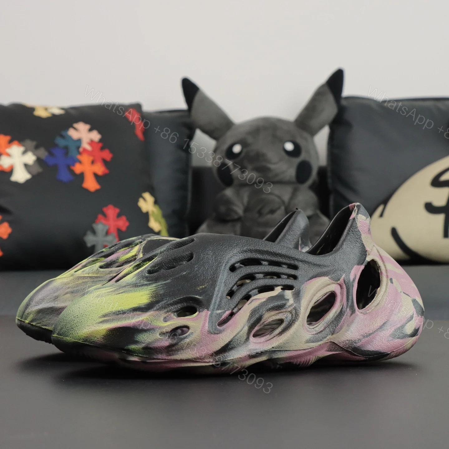 View 9 of Yeezy Foam Runner MX Carbon Reps