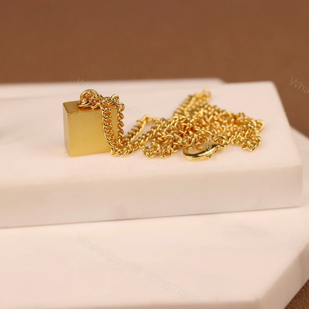 View 5 of EN – Lux Necklace CHL038