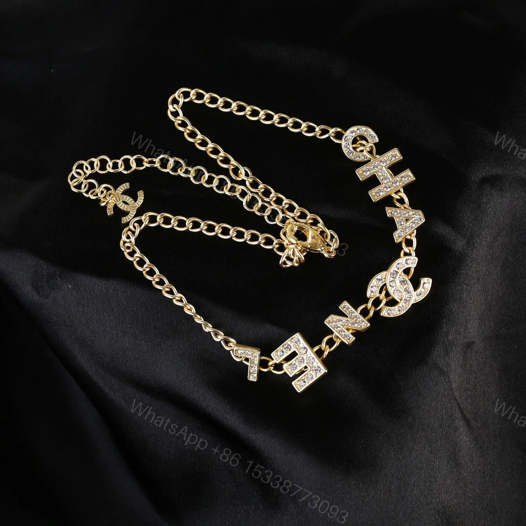 EN – Lux Necklace CHL011 — view 1
