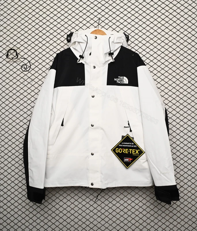 View 9 of TheNorthFace Black and White
