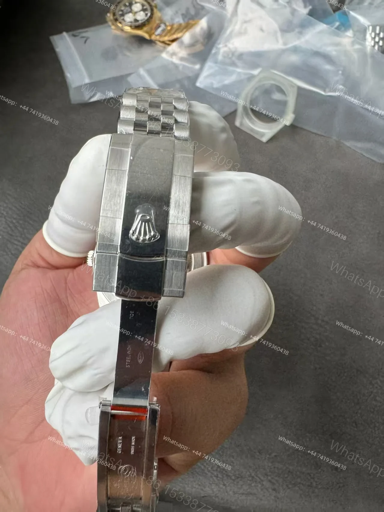 View 15 of Rolex Datejust M126334 Blue Dial 1:1 Replica Jubilee 41MM 3235 Movement Super Clone Watch