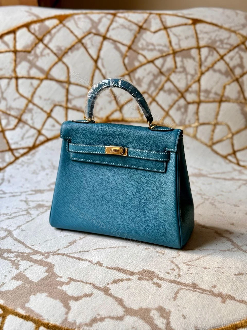 View 8 of HERMÈS Kelly 25 handbag in Chai Togo