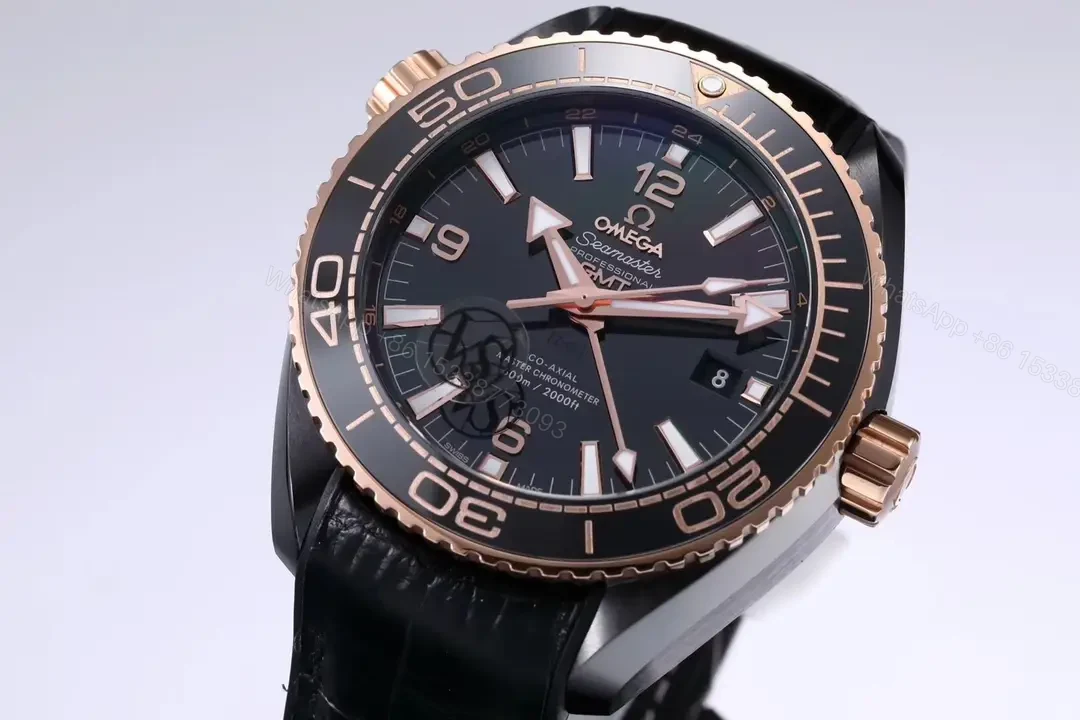 View 7 of Omega Seamaster Diver 300M Master Co-Axial 43 Stainless Steel Sedna Gold Black Dial&Rubber 210.22.42.20.01.002
