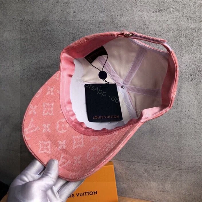 View 5 of Louis Vuitton Cap – LHC08