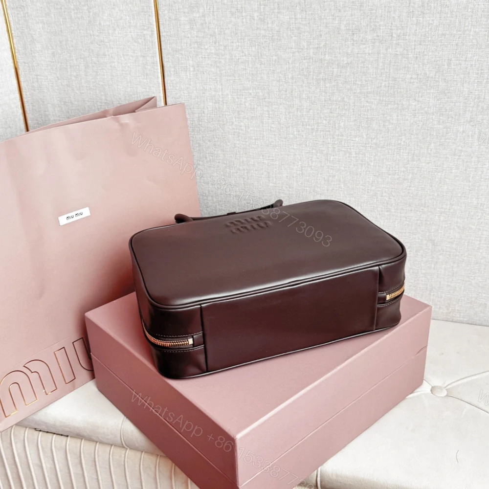 View 6 of 高仿miumiu*5BB17長肩帶公文包木色免檢版