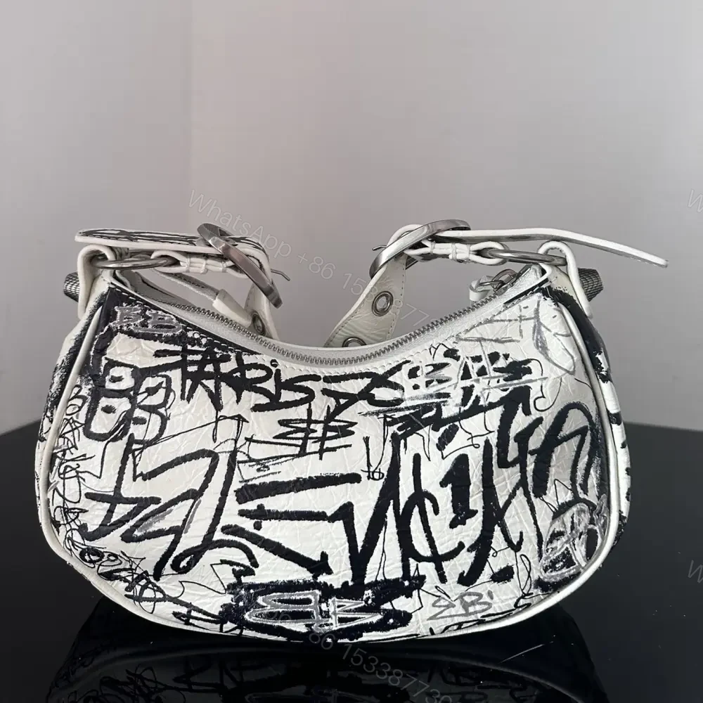 View 2 of 高仿Balenciaga*LeCagole系列餃子包塗鴉XS