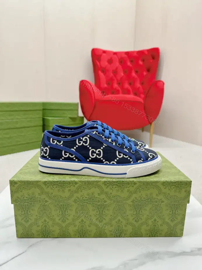 View 2 of MEN’S GUCCI TENNIS 1977 SNEAKER – GC239